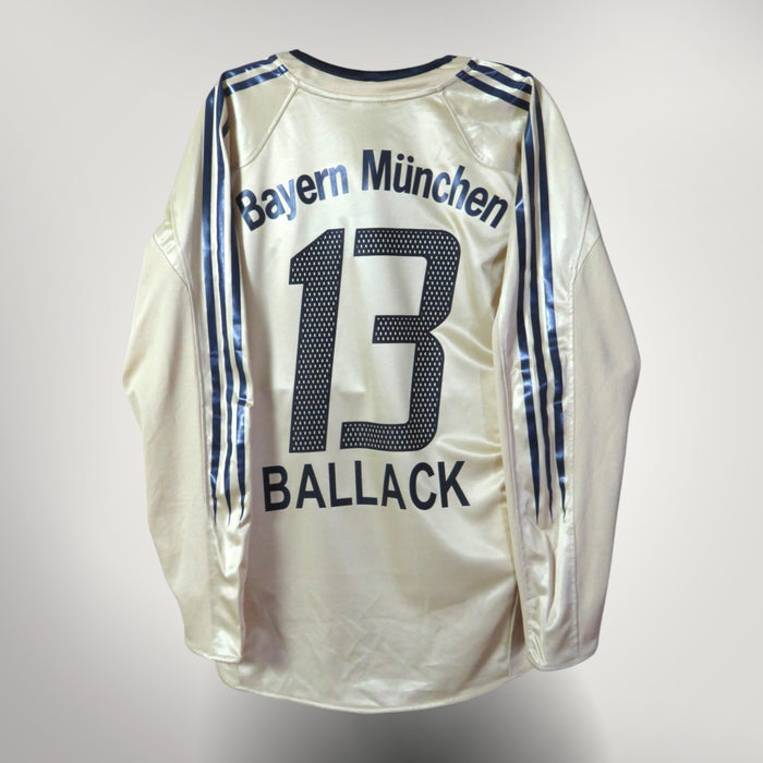 Vintage Bayern Munich 2004-2005 Away longsleeve football shirt with Ballack 13 print, size S | Nostalgic Football Shirts