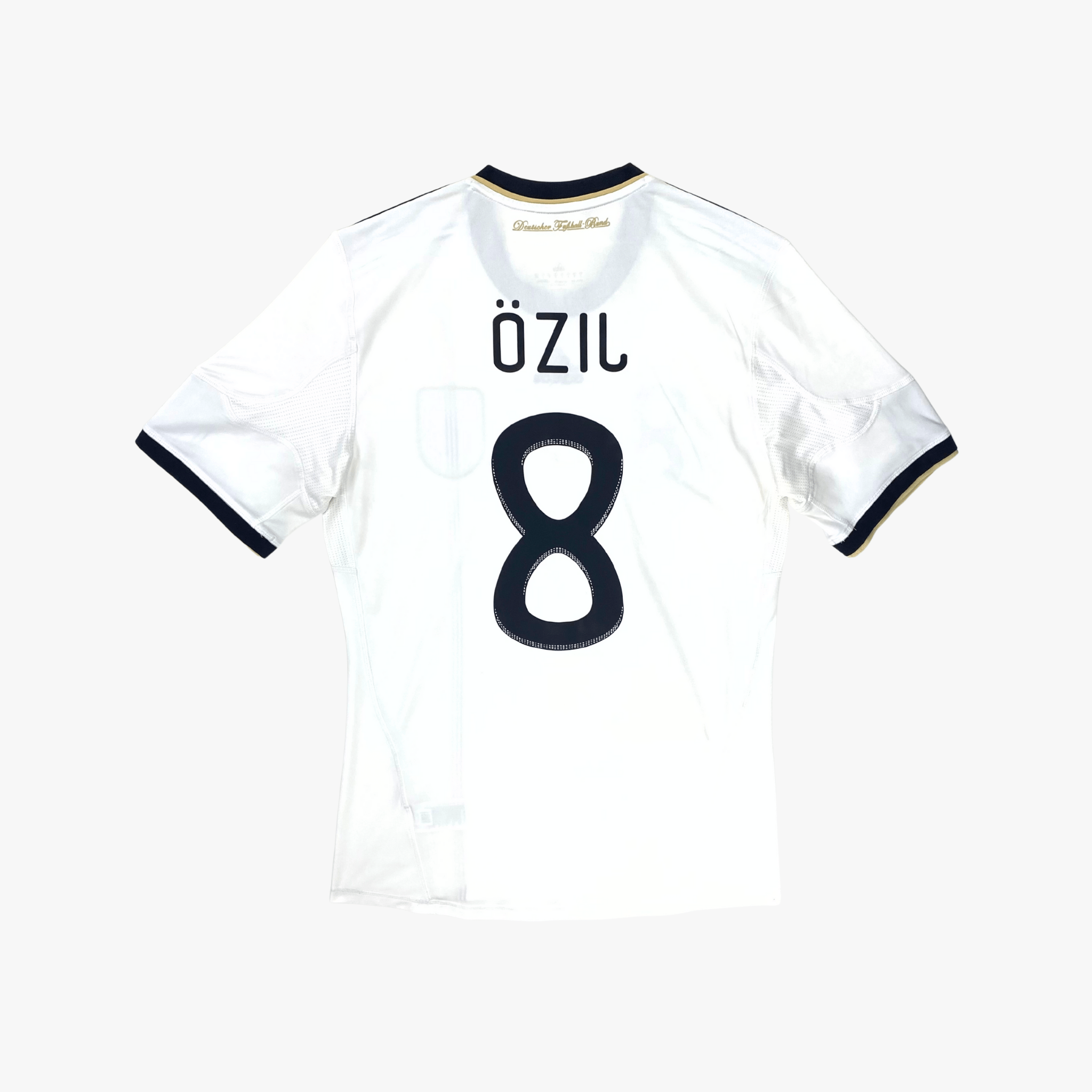  ドイツ代表 ÖZIL 8番 シャツ Germany 2010-11 Home Özil #8 Shirt M – Nostalgic Football Shirts