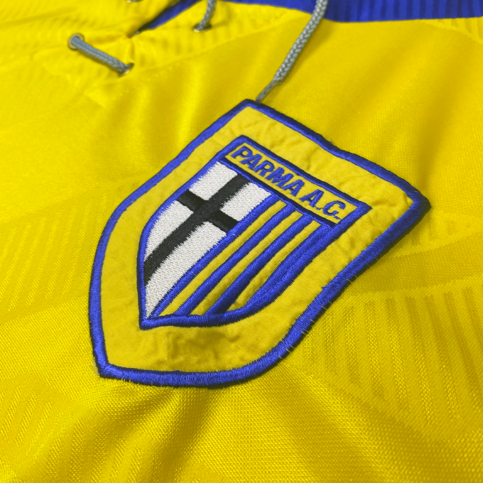 Parma 1994-95 Away Shirt XL