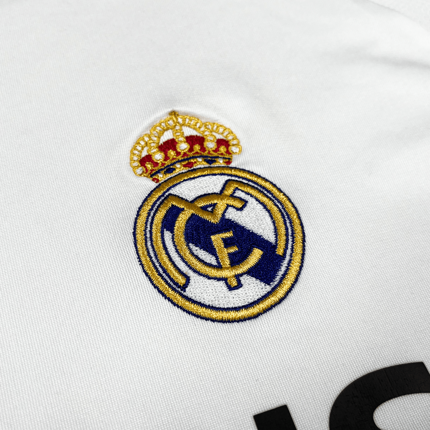 Real Madrid 2005-06 Home Shirt L
