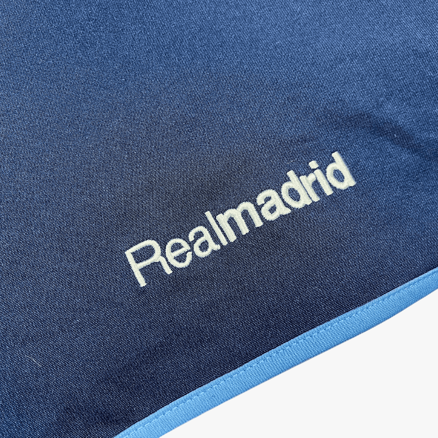 Real Madrid 2005-06 Training Shirt M