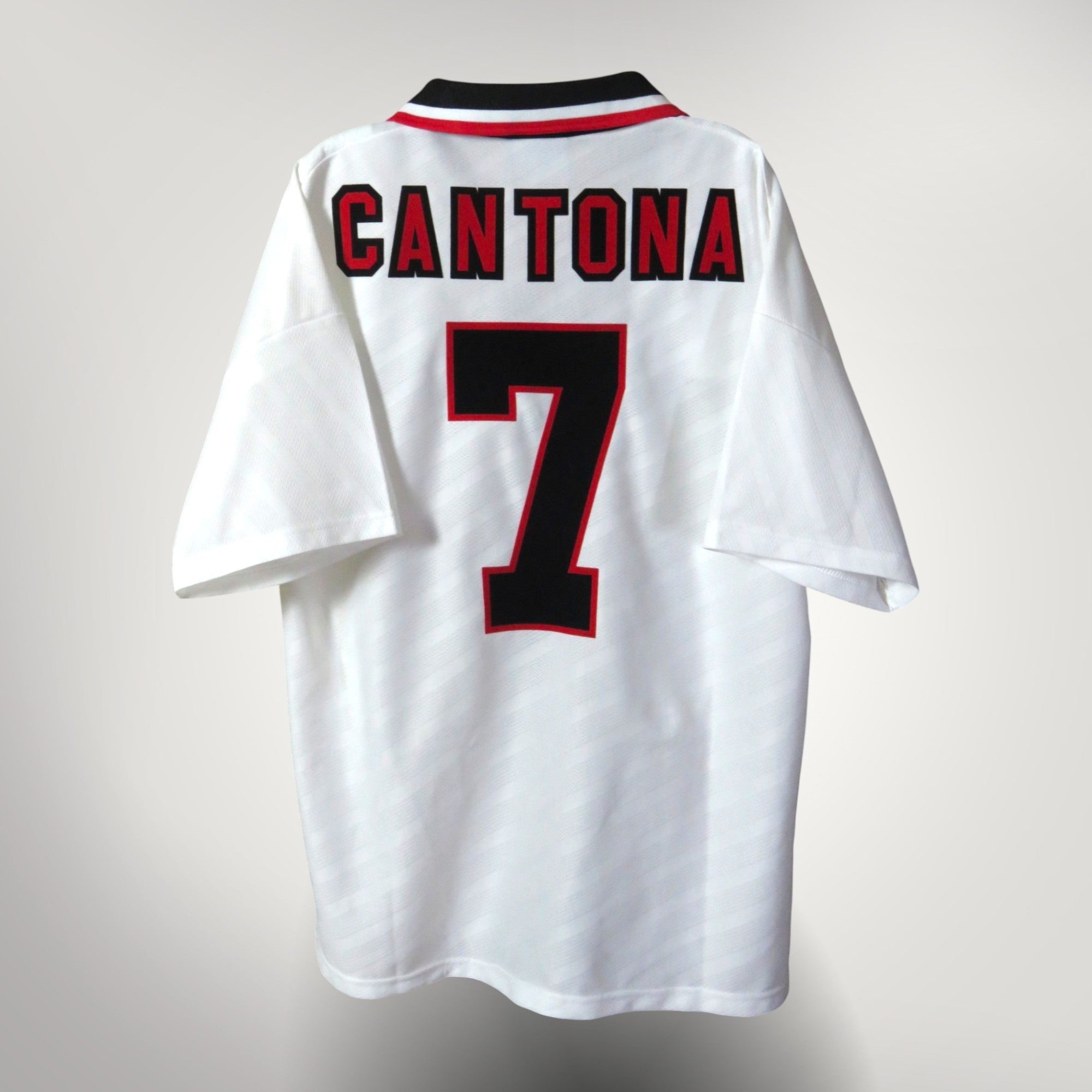 Manchester United 1996-97 Away Cantona #7 Shirt L