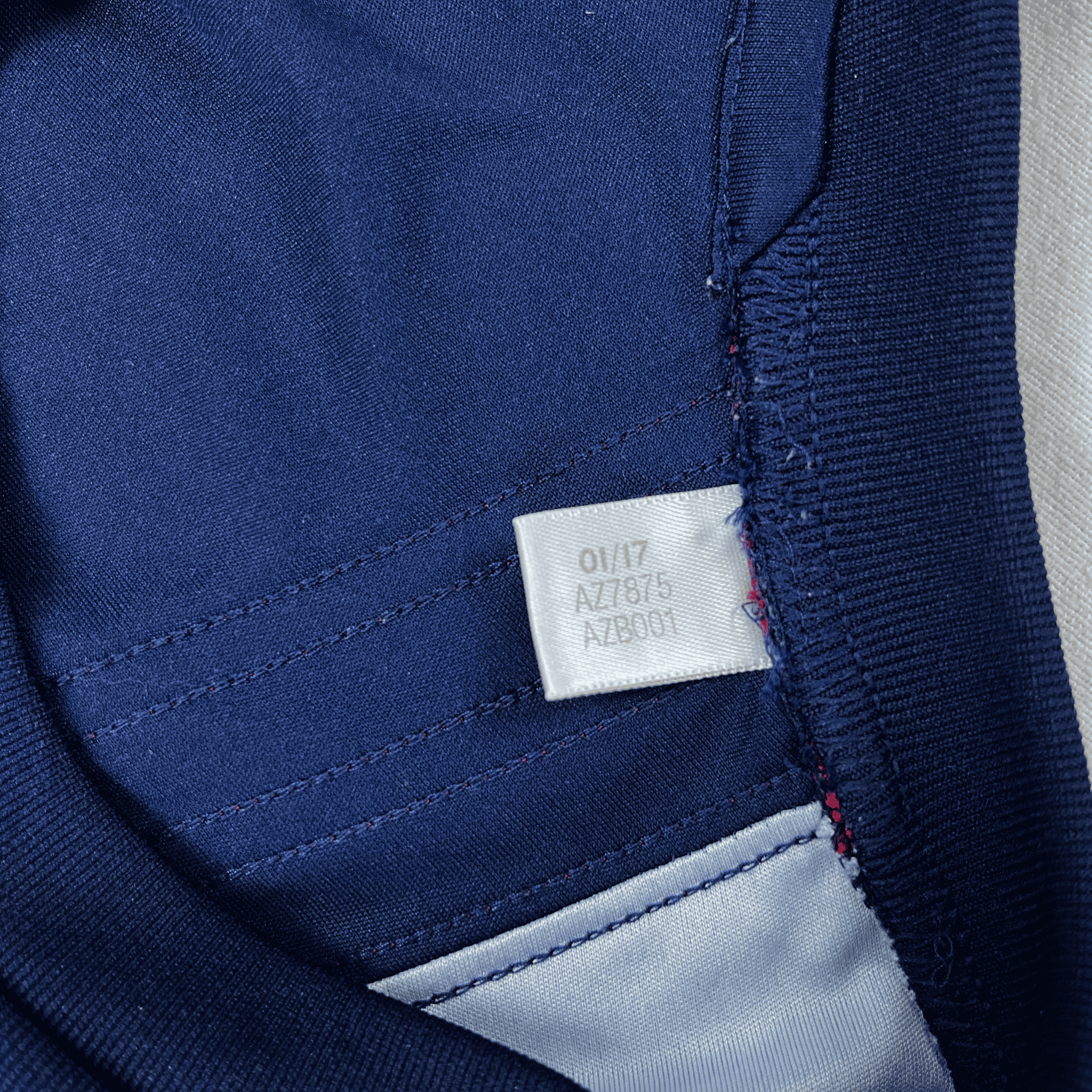 Ajax 2017-18 Away Shirt M