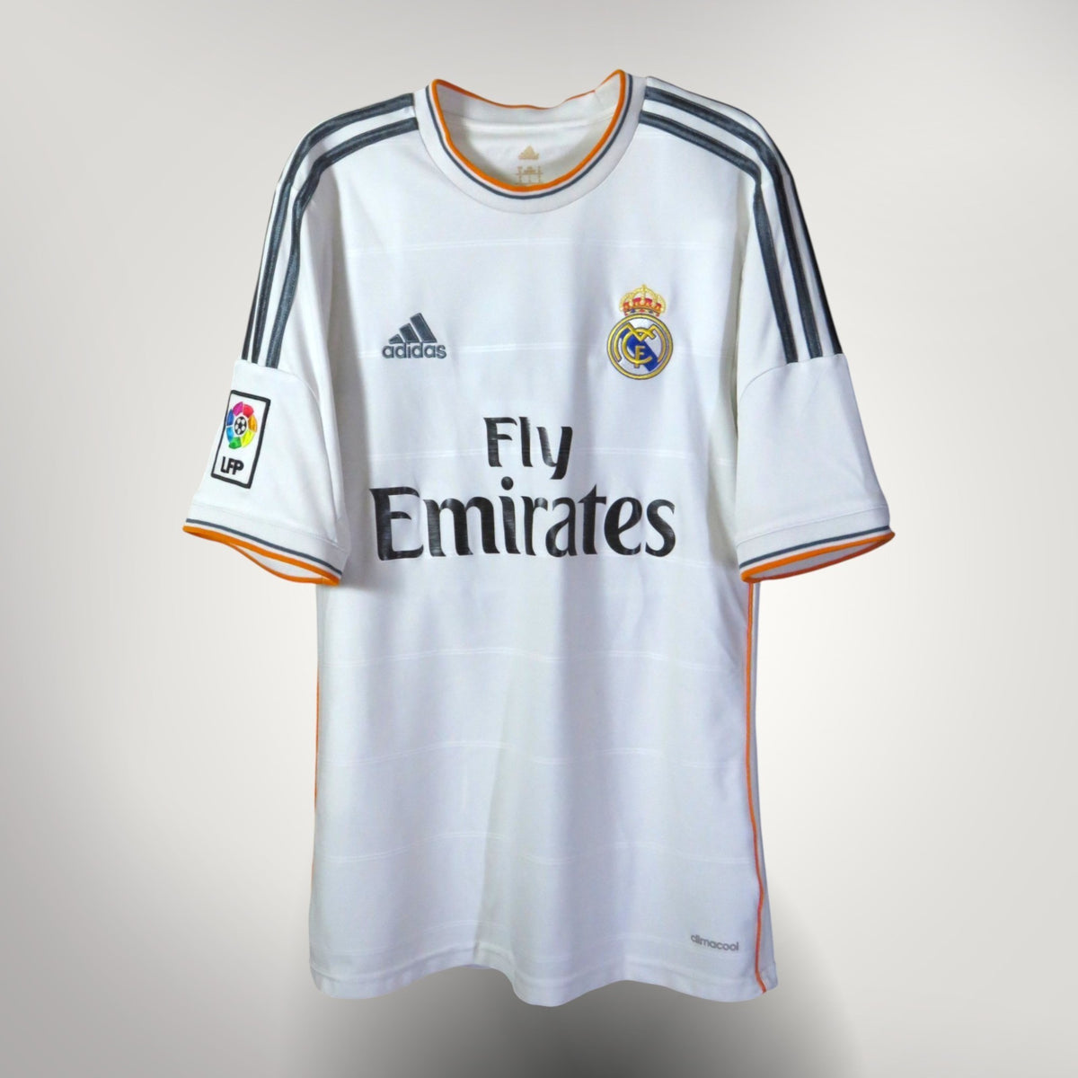 Authentic Adidas Real Madrid 2013-2014 Home shirt, Isco 23 on the back, size S, product code Z29356 | Nostalgic Football Shirts