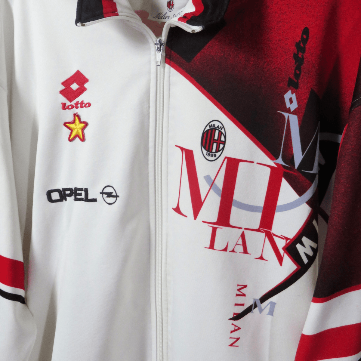 Retro AC Milan 1993-1994 training jacket by Lotto, size M | Nostalgic Football Shirts
