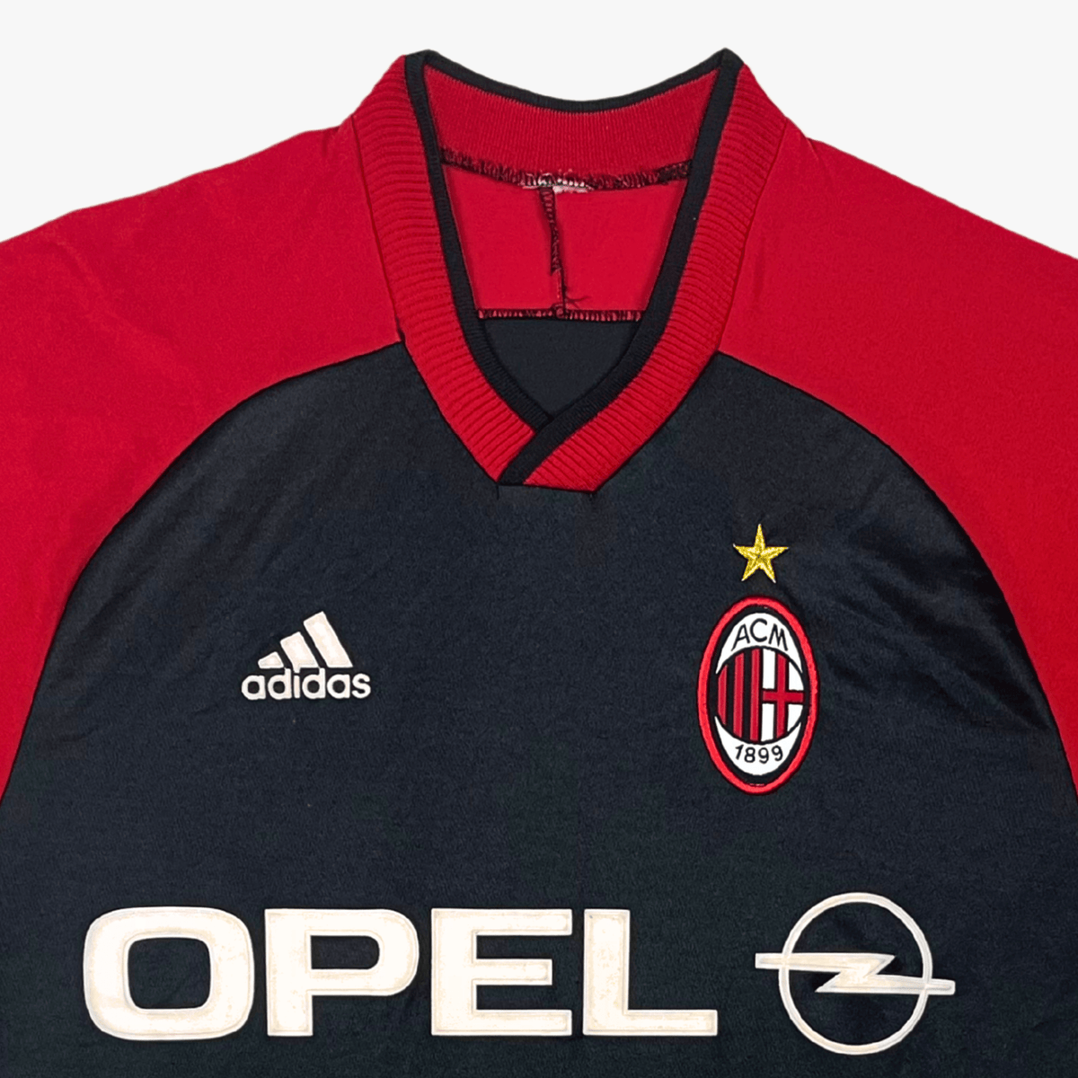 Authentic Adidas AC Milan 1998-2000 training shirt, size L | Nostalgic Football Shirts