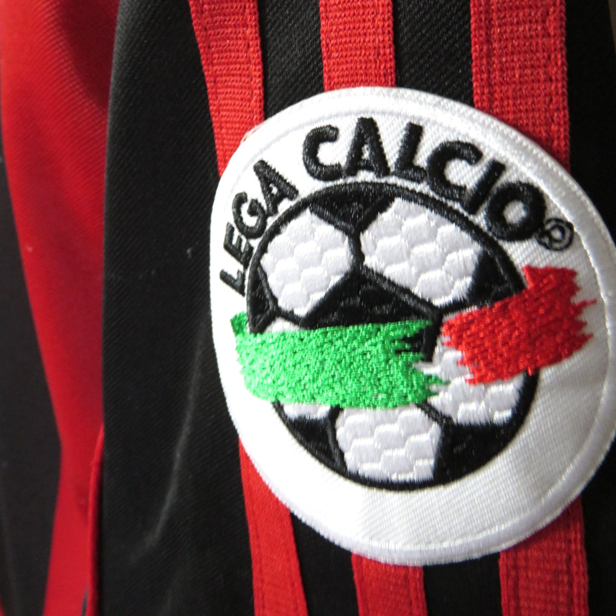 Vintage AC Milan 2000-2002 Home football shirt with Maldini 3 print, size S, product code 685348 | Nostalgic Football Shirts