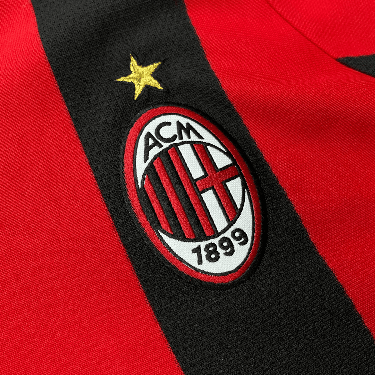 Retro AC Milan 2003-2004 Home football jersey by Adidas, Kaka 22, size M | Nostalgic Football Shirts