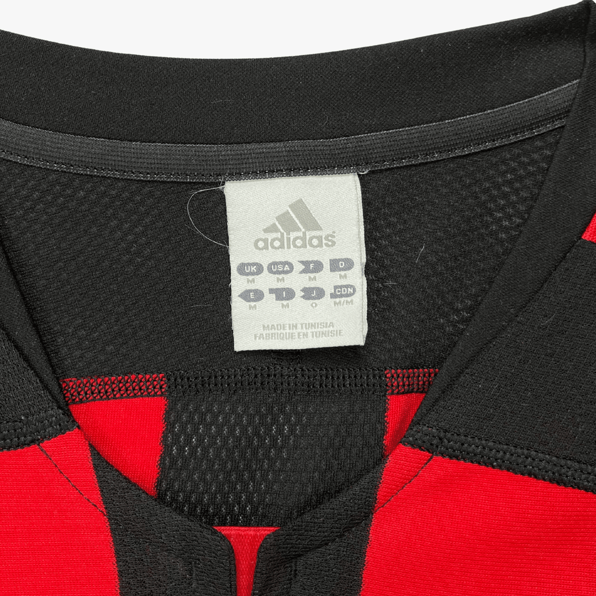 Original AC Milan 2003-2004 Home football shirt, size M, Kaka 22 | Nostalgic Football Shirts