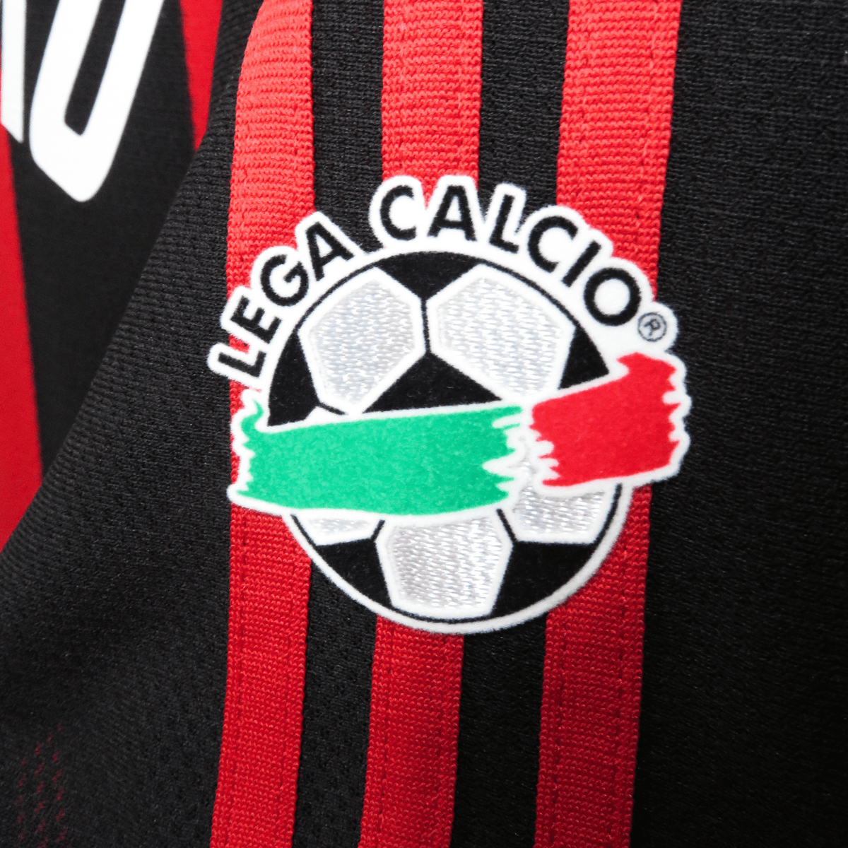 Vintage AC Milan 2003-2004 Home football shirt with Shevchenko 7 print, size M | Nostalgic Football Shirts