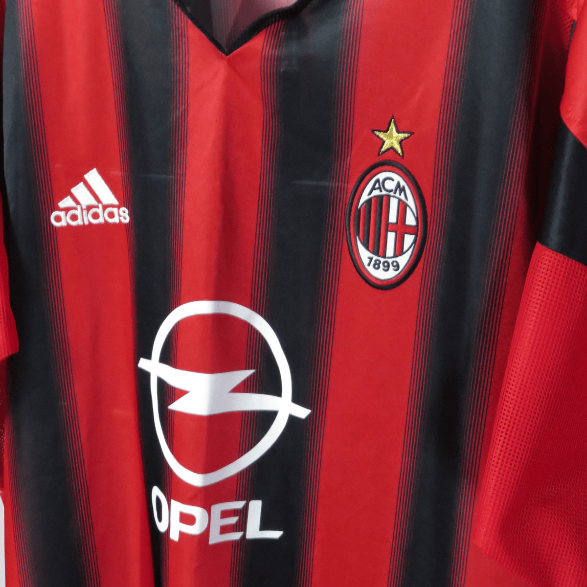 Original AC Milan 2004-2005 Home football shirt, size L, Kaka 22 | Nostalgic Football Shirts