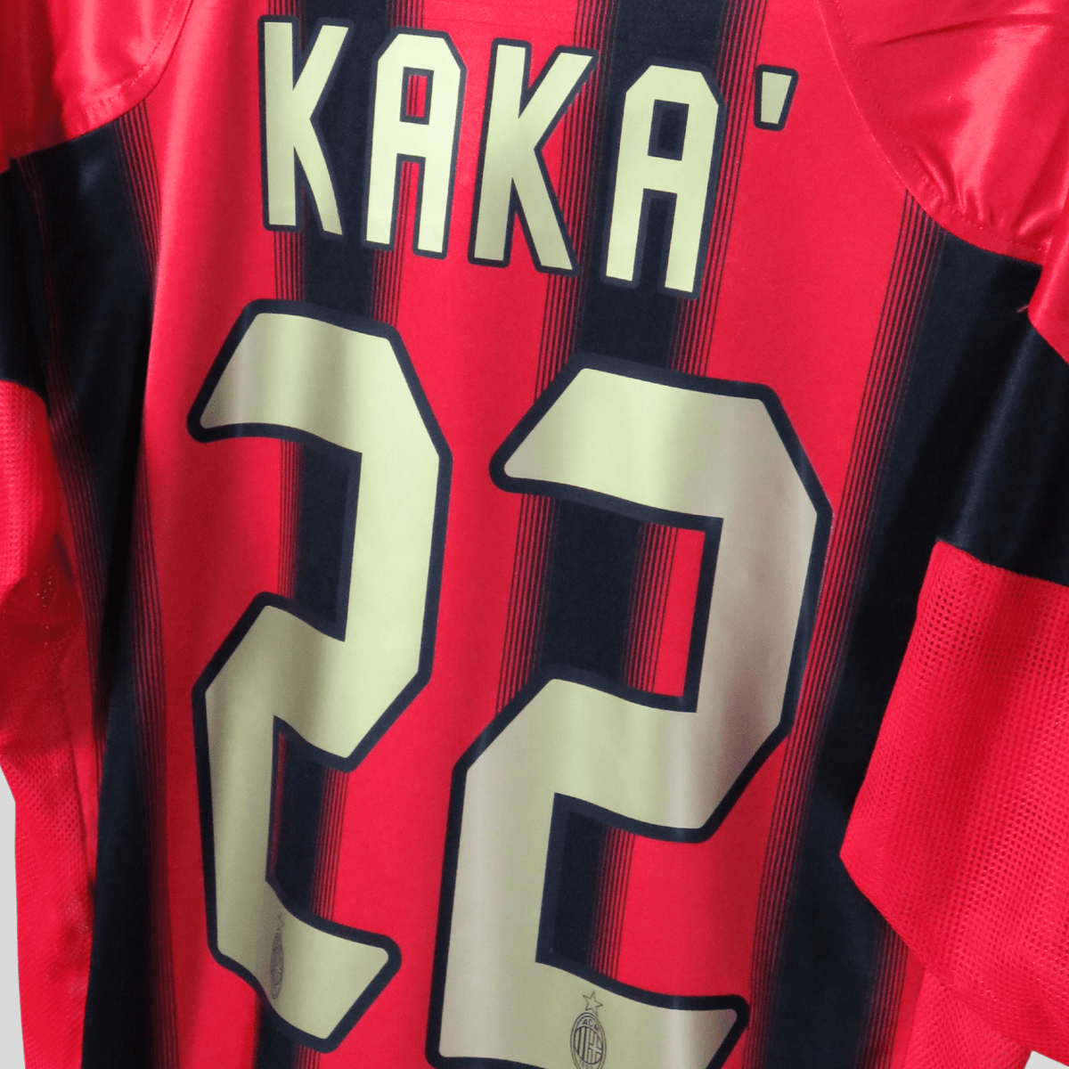Retro AC Milan 2004-2005 Home football jersey by Adidas, Kaka 22, size S | Nostalgic Football Shirts