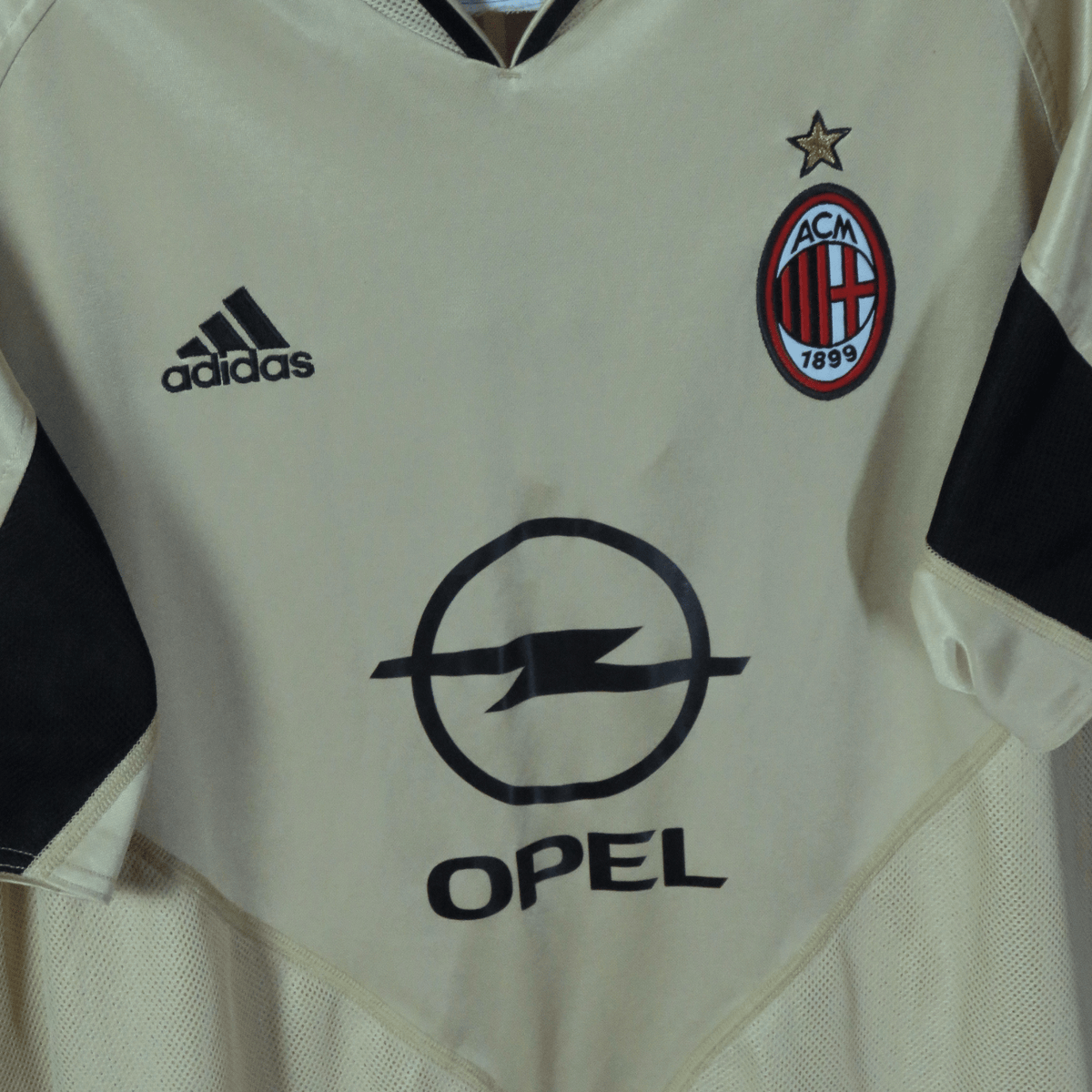 Original AC Milan 2004-2005 Third football shirt, size L, Kaka 22 | Nostalgic Football Shirts