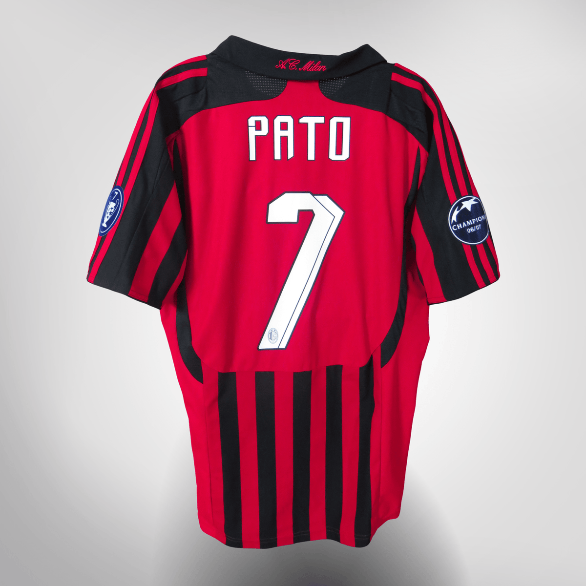 Vintage AC Milan 2007-2008 Home football shirt with Pato 7 print, size M | Nostalgic Football Shirts