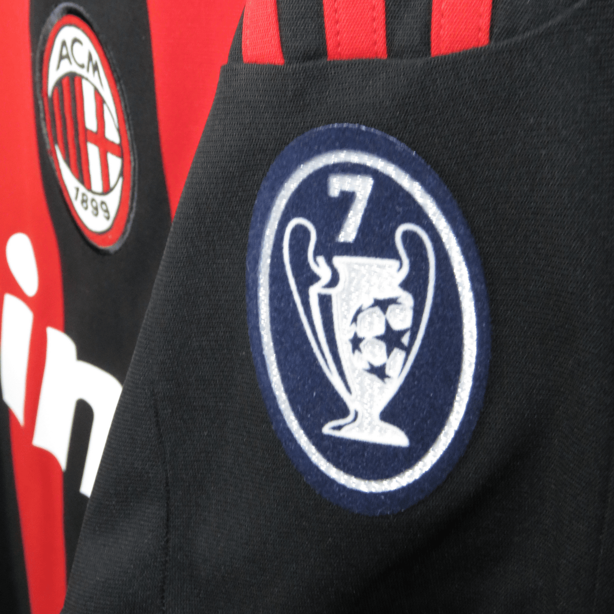 Authentic Adidas AC Milan 2008-2009 Home shirt, Beckham 32 on the back, size M | Nostalgic Football Shirts
