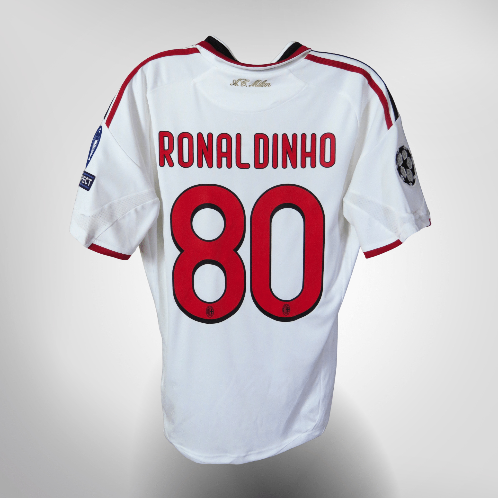 AC Milan 2009-10 Away Ronaldinho #80 Shirt S – Nostalgic Football