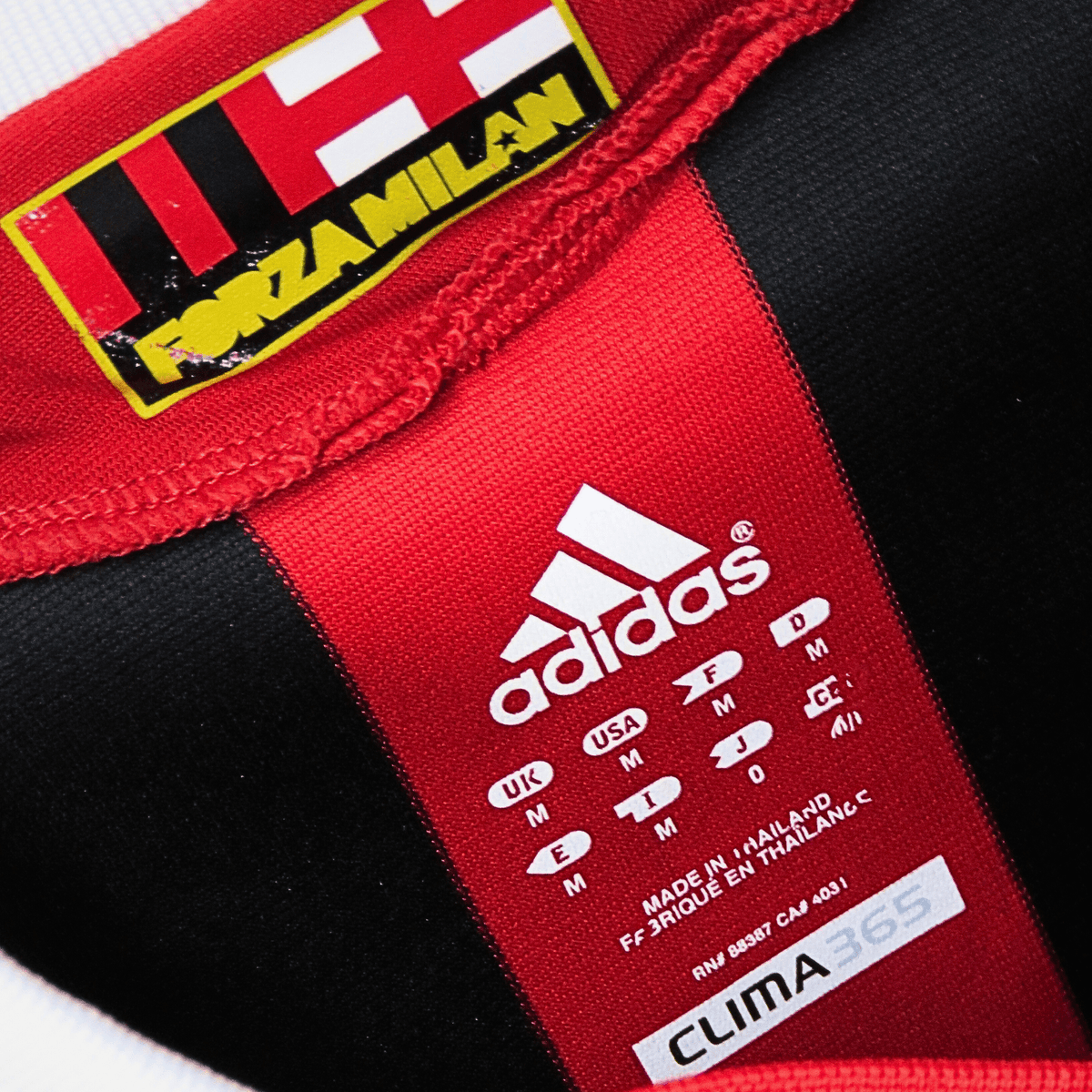 Retro AC Milan 2009-2010 Home football jersey by Adidas, Inzaghi 9, size M, product code E84210 | Nostalgic Football Shirts