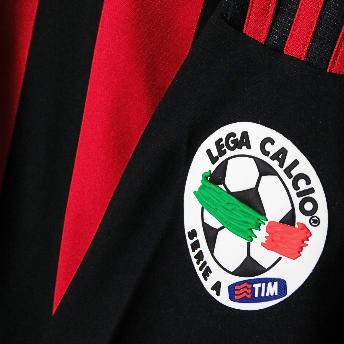Vintage AC Milan 2009-2010 Home football shirt with Inzaghi 9 print, size M, product code E84210 | Nostalgic Football Shirts