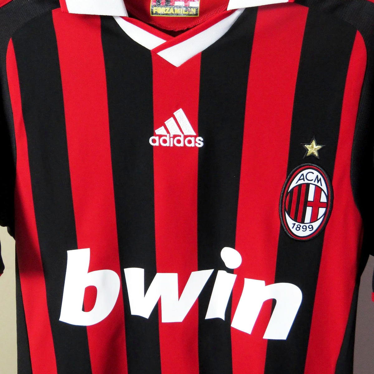 AC Milan 2009-2010 Home shirt, Ronaldinho 80, Adidas, size S, product code E84210 | Nostalgic Football Shirts