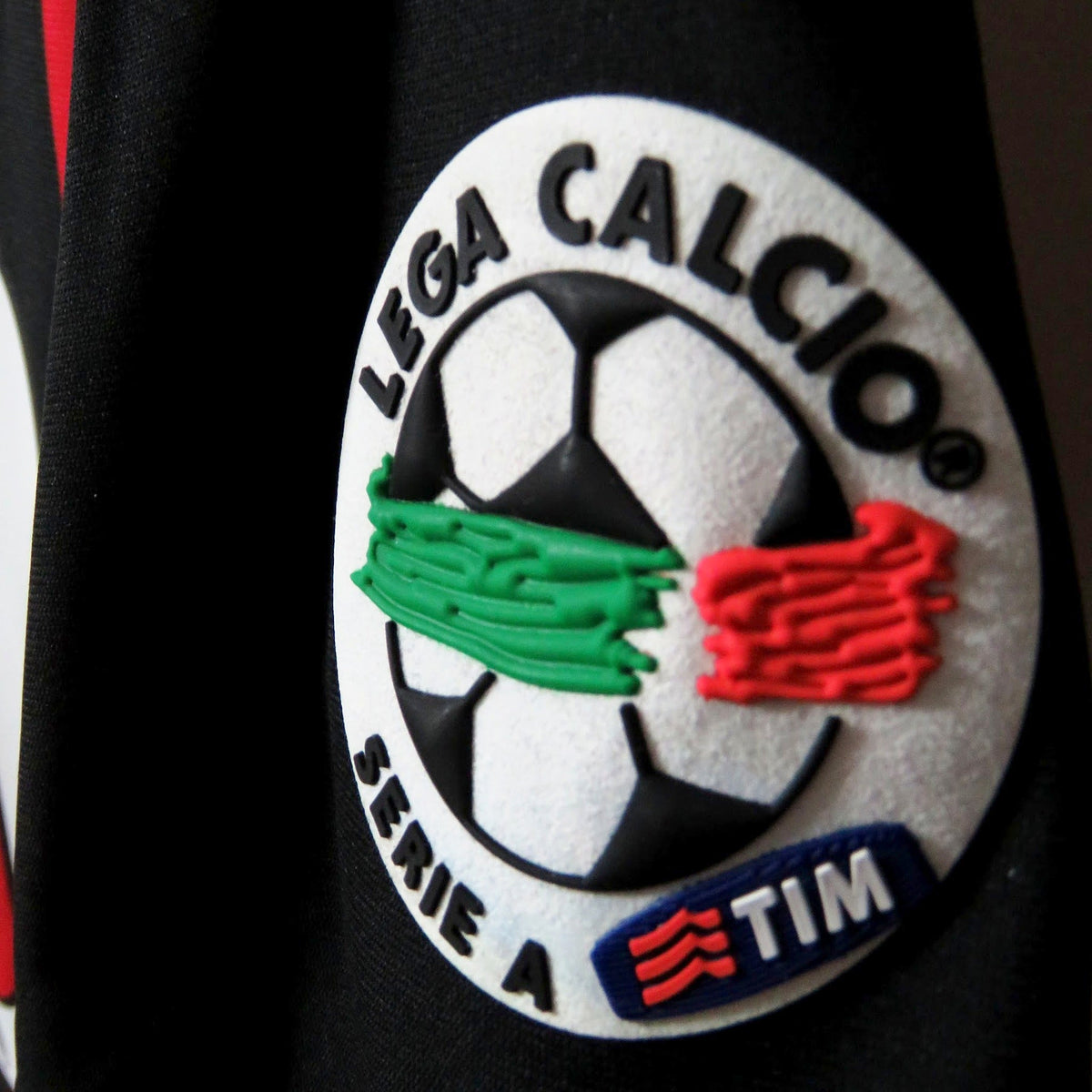 AC Milan 2009-2010 Home shirt, Ronaldinho 80, Adidas, size S, product code E84210 | Nostalgic Football Shirts