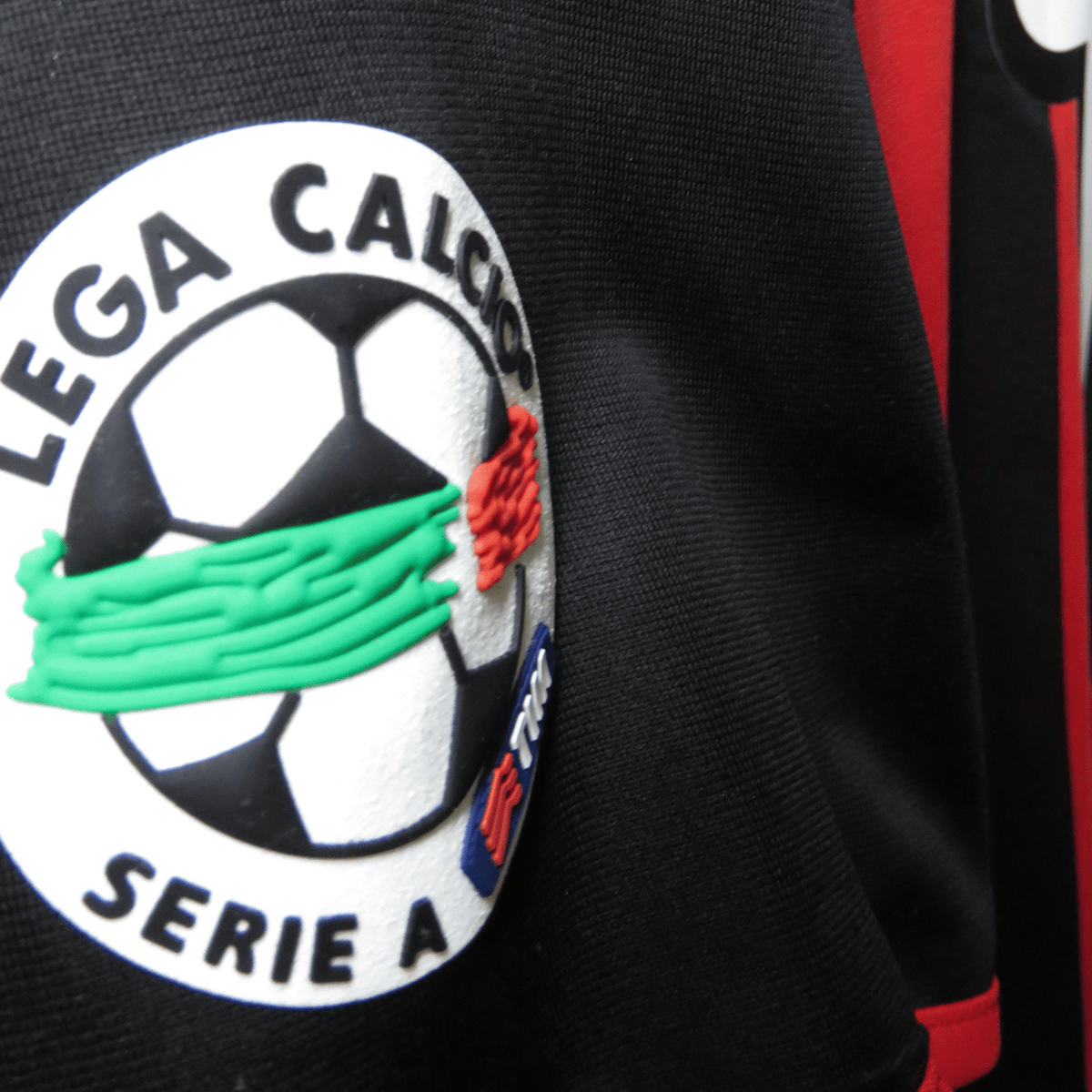Authentic Adidas AC Milan 2009-2010 Home shirt, Seedorf 10 on the back, size L | Nostalgic Football Shirts