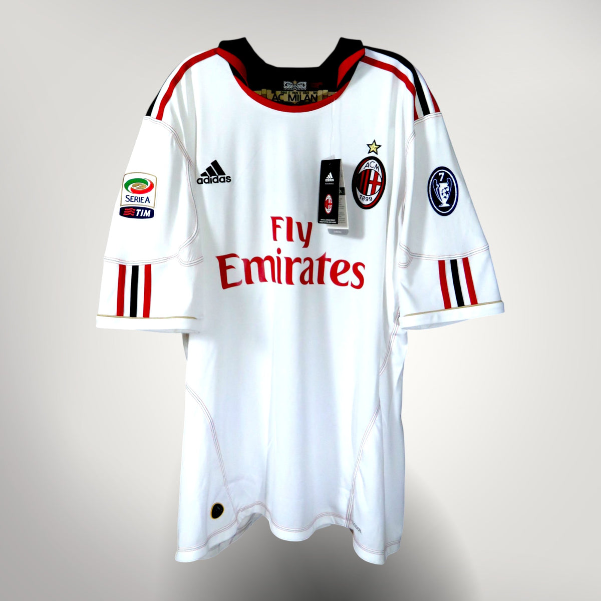 Authentic Adidas AC Milan 2010-2011 Away shirt, Ibrahimovic 11 on the back, size XL | Nostalgic Football Shirts