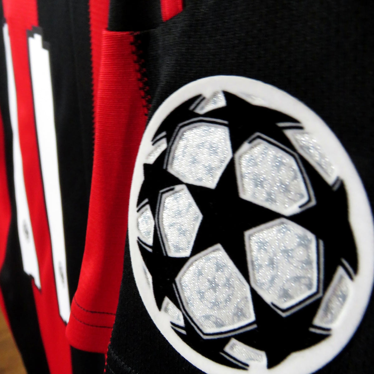 AC Milan 2010-2011 Home shirt, Ibrahimovic 11, Adidas, size M, product code P96288 | Nostalgic Football Shirts