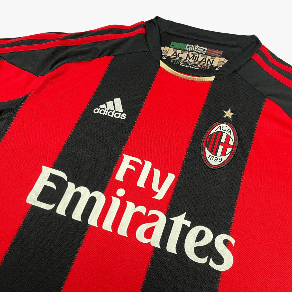 Original AC Milan 2010-2011 Home football shirt, size L | Nostalgic Football Shirts