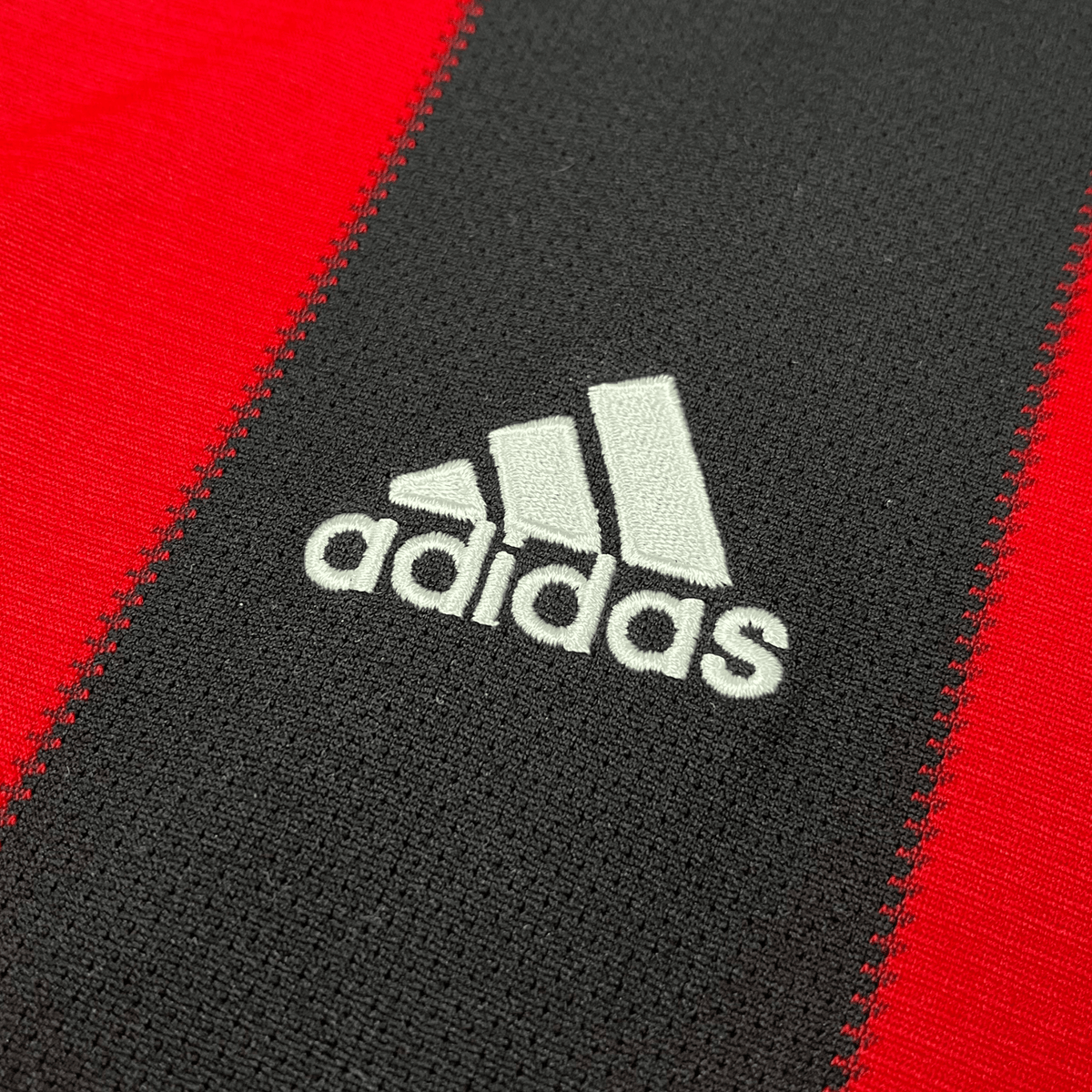 Authentic Adidas AC Milan 2010-2011 Home shirt, size L | Nostalgic Football Shirts