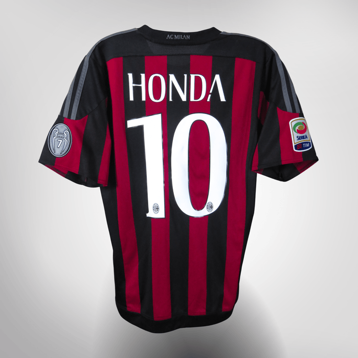Vintage AC Milan 2015-2016 Home football shirt with Honda 10 print, size M | Nostalgic Football Shirts