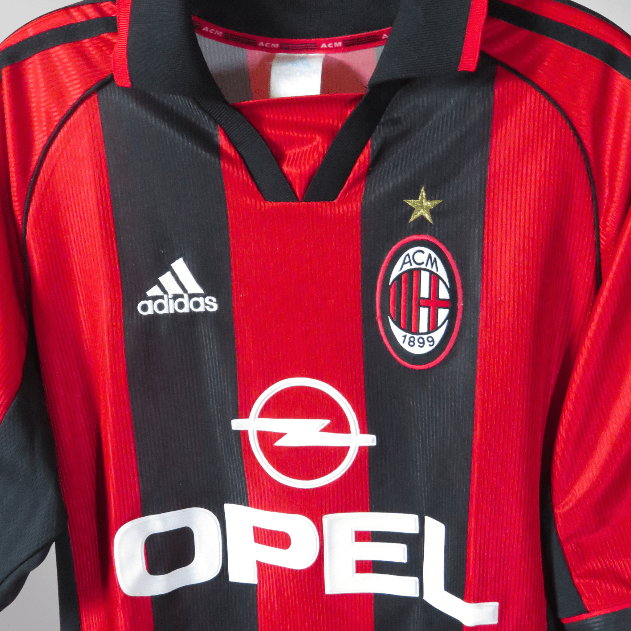 AC Milan 1998-00 Home Weah #9 Shirt M