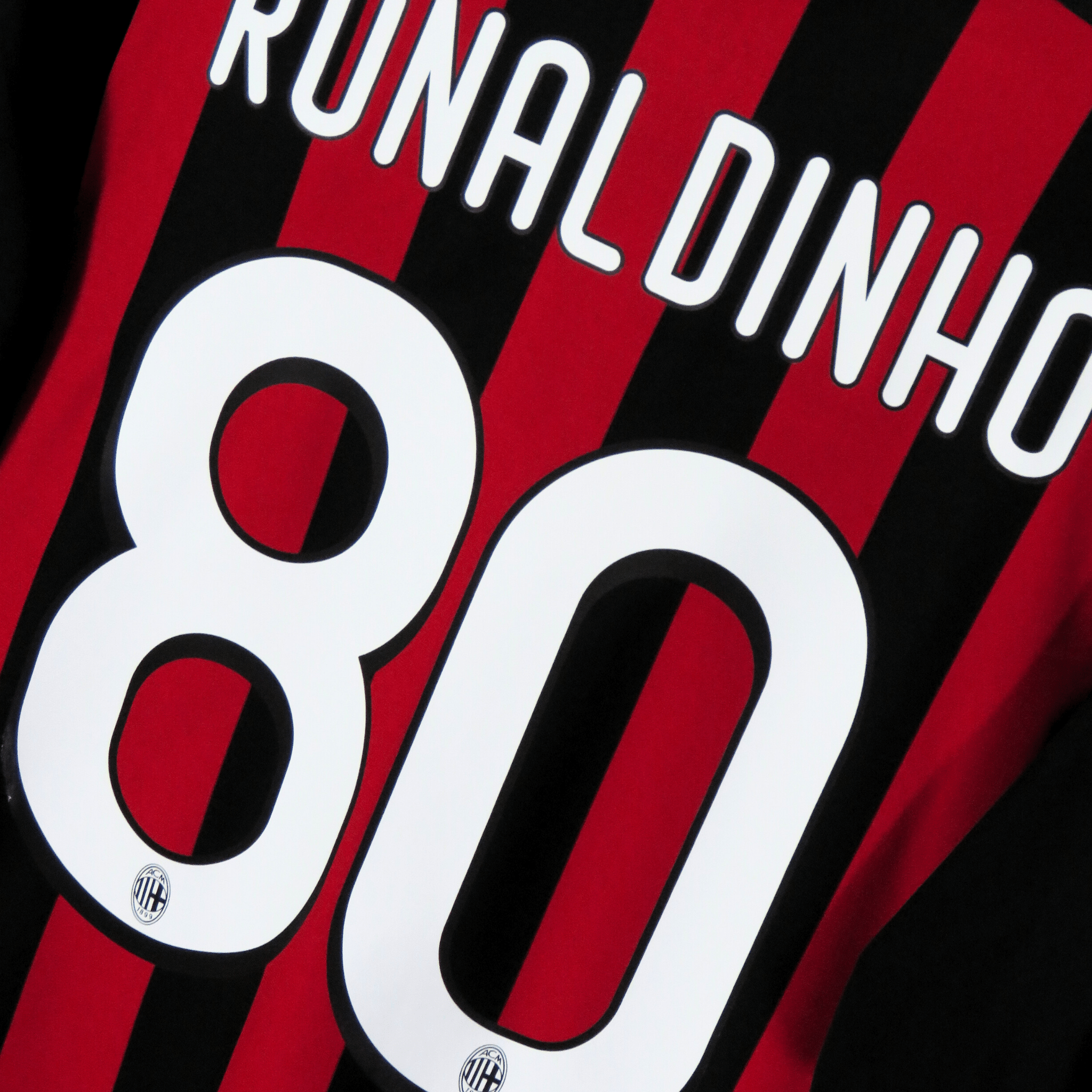 AC Milan 2009-10 Home Ronaldinho #80 BNWT Shirt S