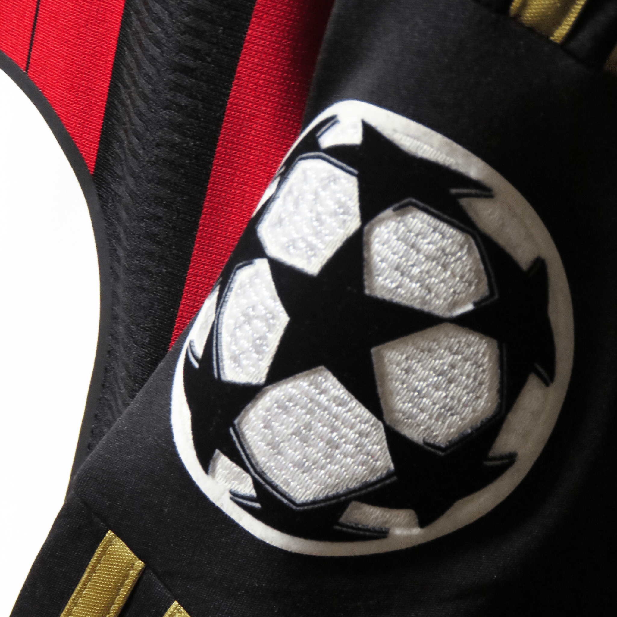 AC Milan 2013-14 Home Balotelli #45 Shirt S
