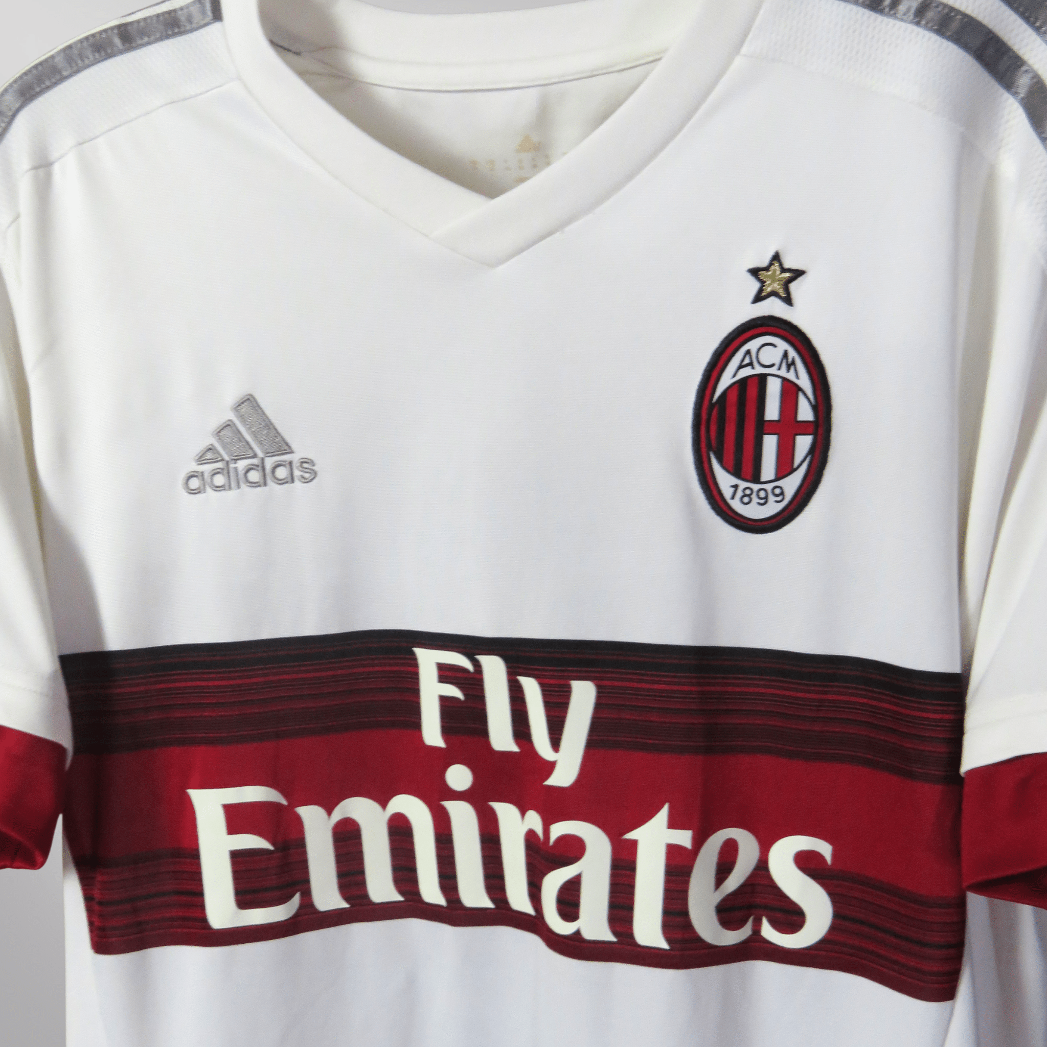 AC Milan 2015-16 Away Kaka #22 Shirt M