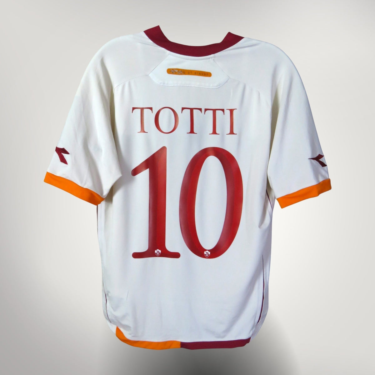 Vintage AS Roma 2006-2007 Away football shirt with Totti 10 print, size M | Nostalgic Football Shirts