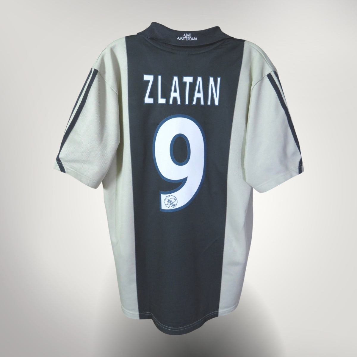 Vintage Ajax 2001-2002 Away football shirt with Zlatan 9 print, size M | Nostalgic Football Shirts