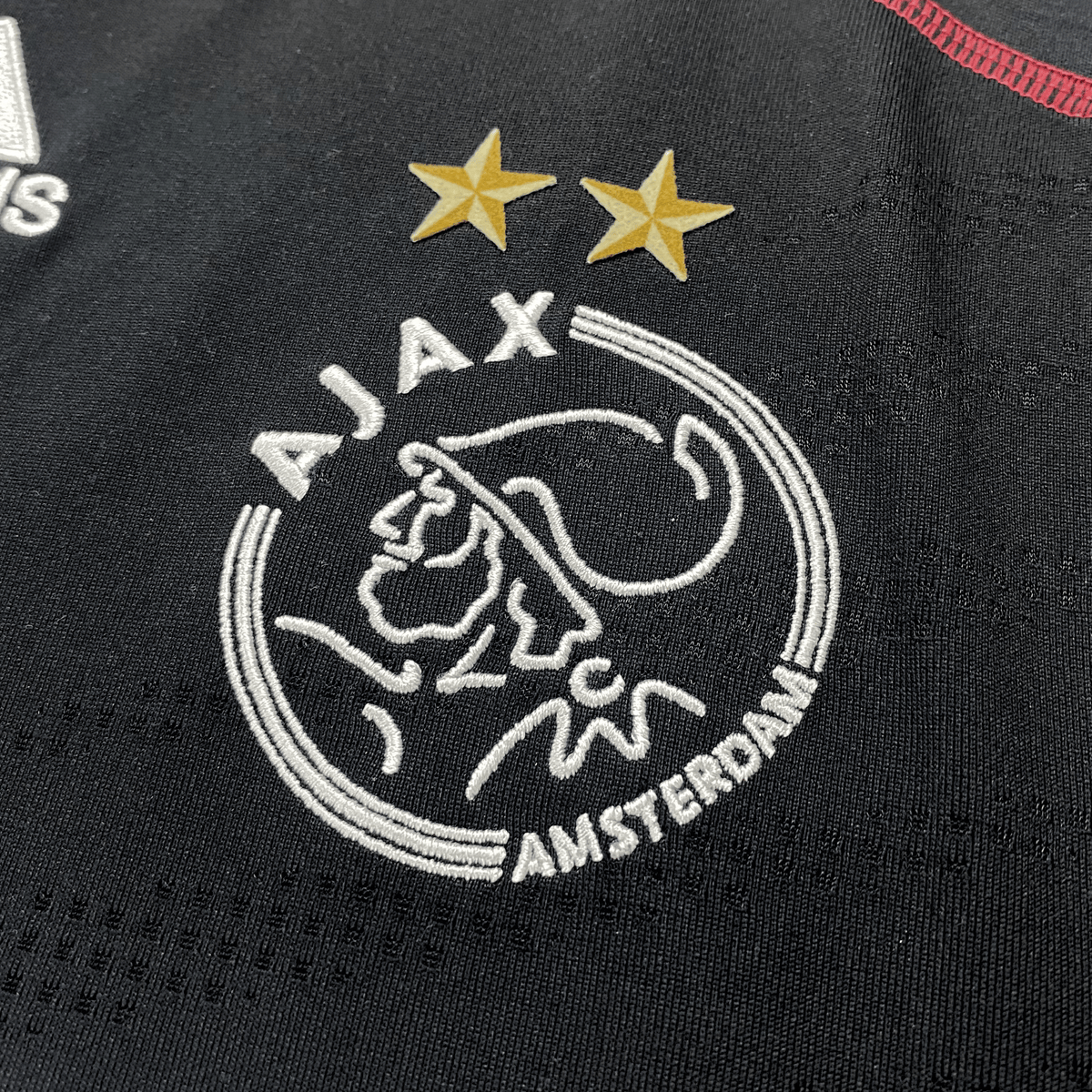 Vintage Ajax 2009-2010 Away football shirt with Suarez 16 print, size M | Nostalgic Football Shirts