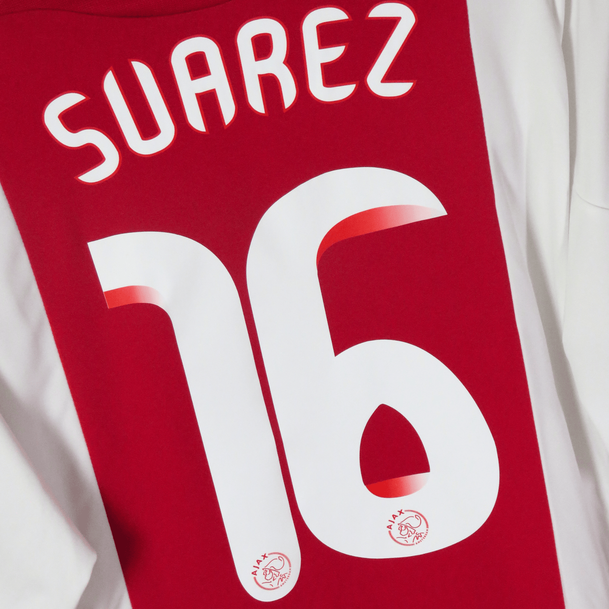 Retro Ajax 2010-2011 Home football jersey by Adidas, Suarez 10, size L | Nostalgic Football Shirts