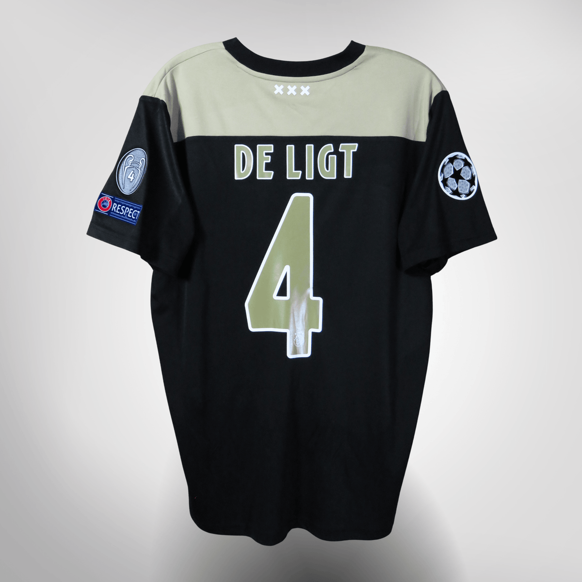 Vintage Ajax 2018-2019 Away football shirt with De Ligt 4 print, size XL | Nostalgic Football Shirts