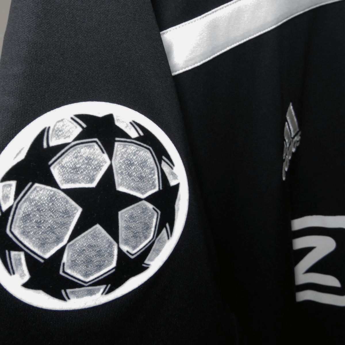 Authentic Adidas Ajax 2018-2019 Away shirt, Ziyech 22 on the back, size L | Nostalgic Football Shirts