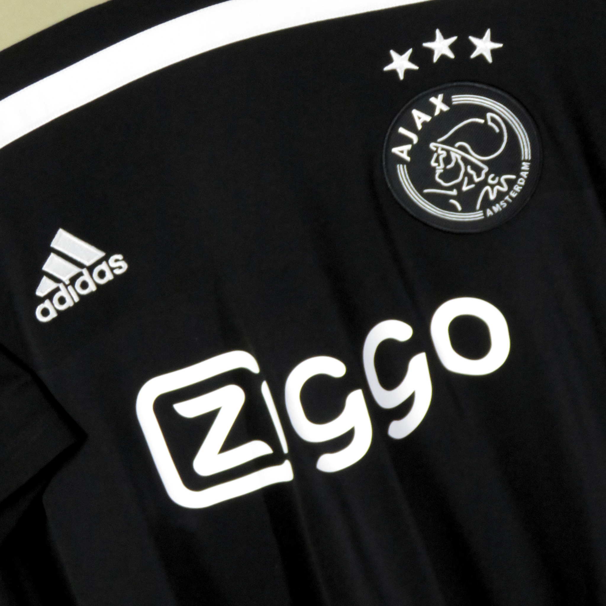 Ajax 2018-19 Away De Ligt #4 Shirt XL