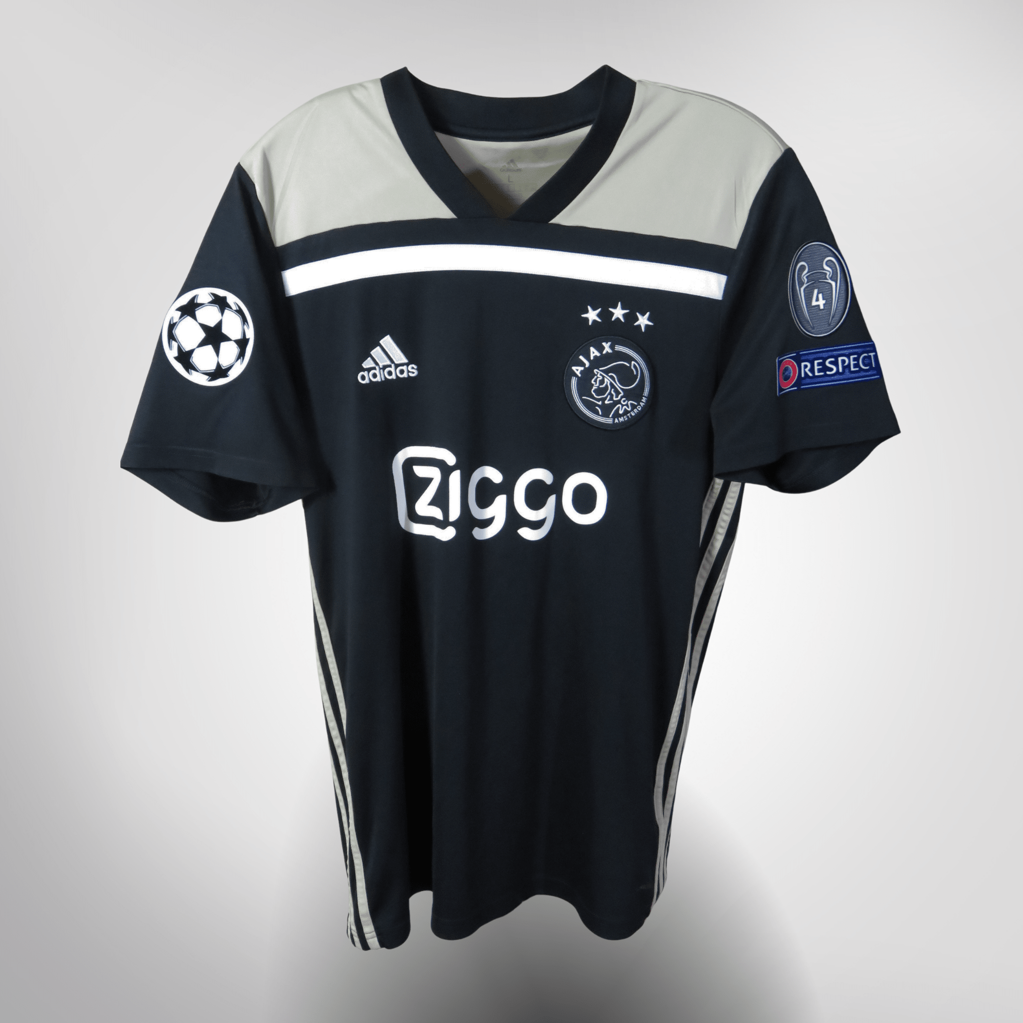 Ajax 2018-19 Away Ziyech #22 Shirt L