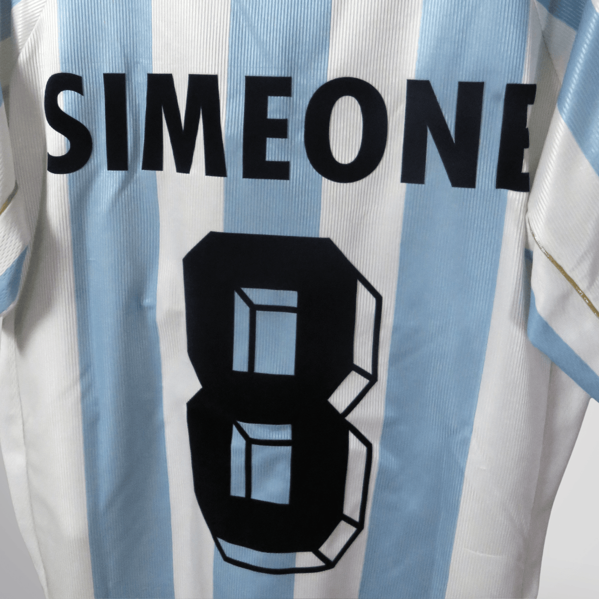 Retro Argentina 1998-2000 Home football jersey by Adidas, Simeone 8, size L | Nostalgic Football Shirts