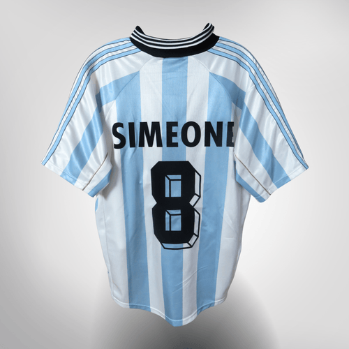 Vintage Argentina 1998-2000 Home football shirt with Simeone 8 print, size L | Nostalgic Football Shirts