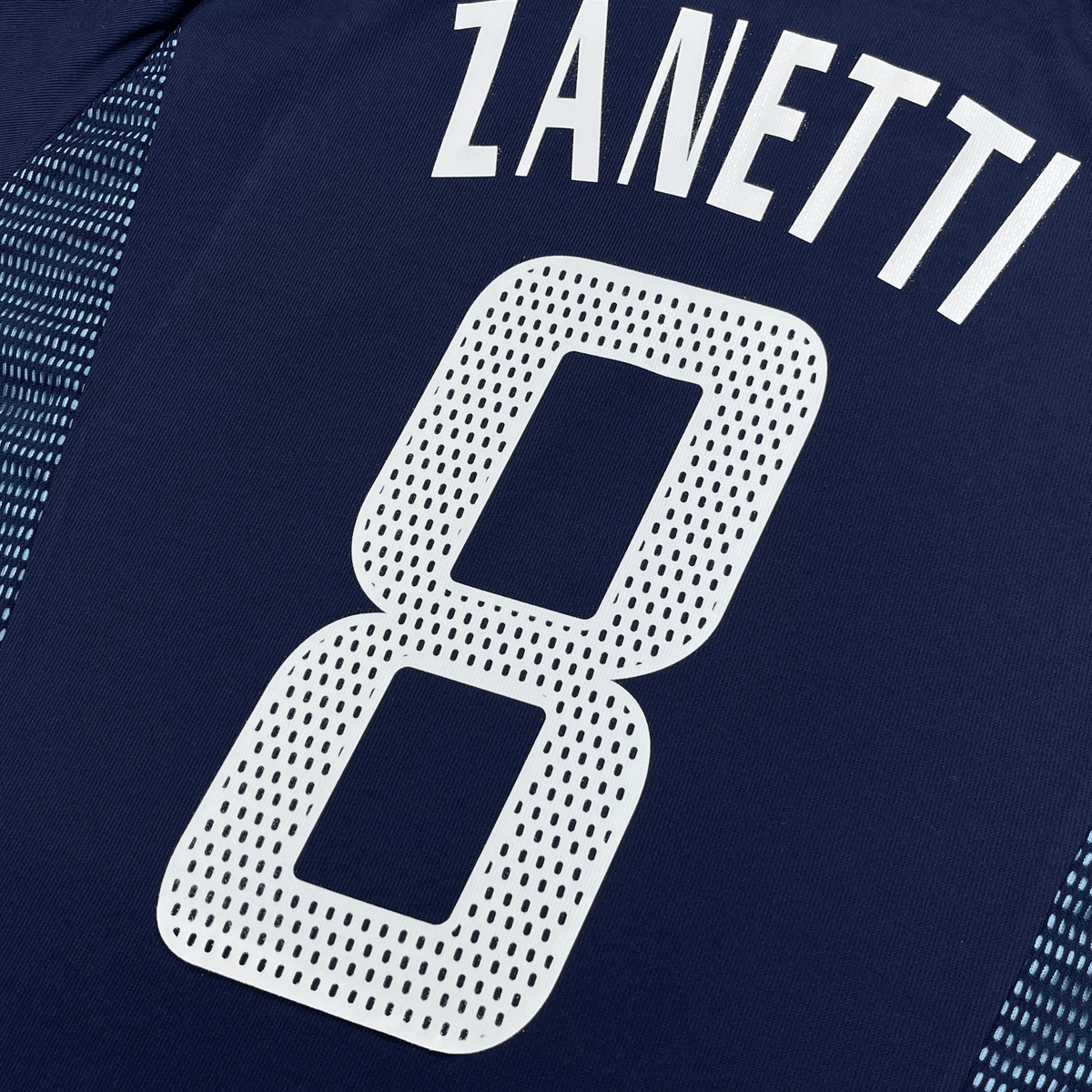 Retro Argentina 2002-2004 Away football jersey by Adidas, Zanetti 8, size L | Nostalgic Football Shirts