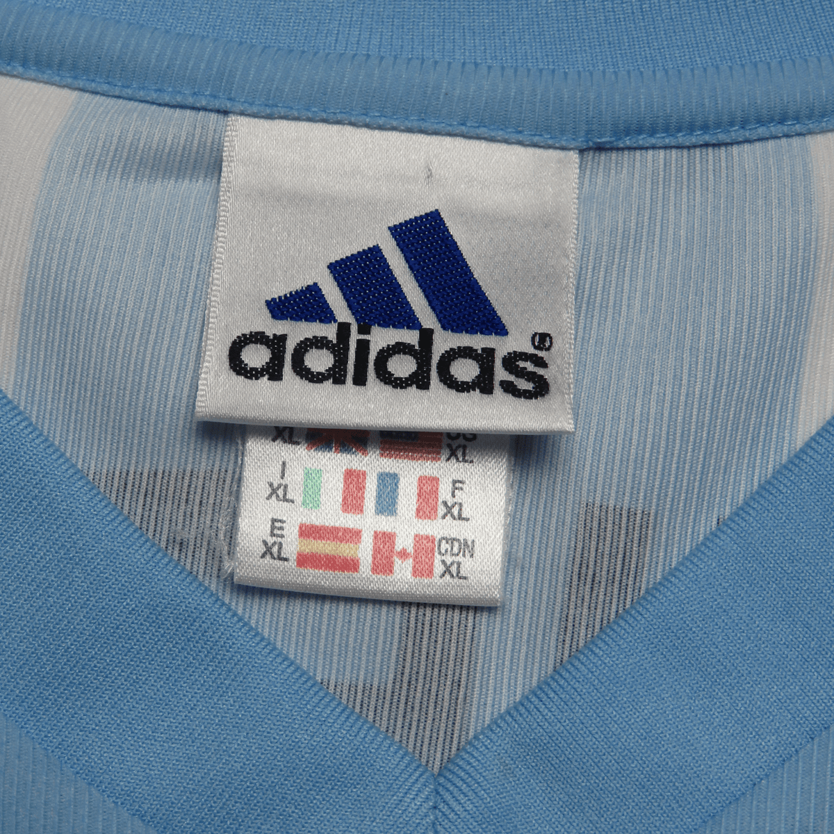 Vintage Argentina 2002-2004 Home football shirt with Batistuta 9 print, size XL | Nostalgic Football Shirts