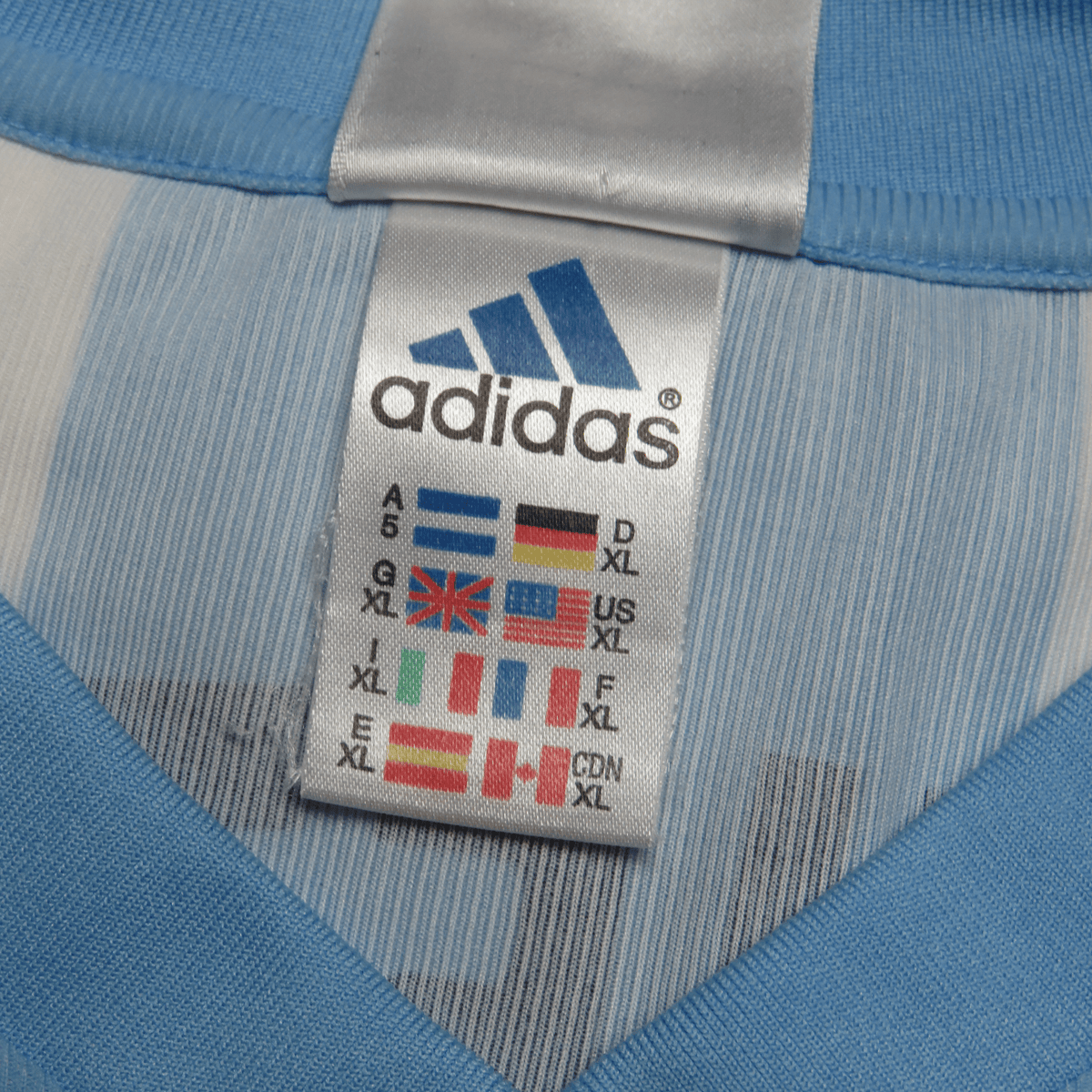 Authentic Adidas Argentina 2002-2004 Home shirt, Batistuta 9 on the back, size XL | Nostalgic Football Shirts