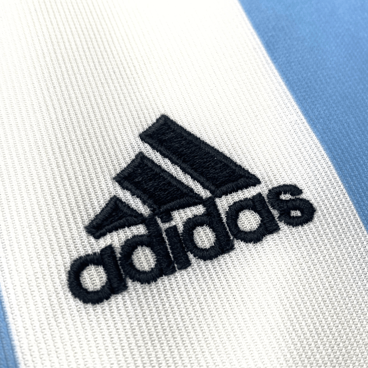 Vintage Argentina 2002-2004 Home football shirt, size XL | Nostalgic Football Shirts