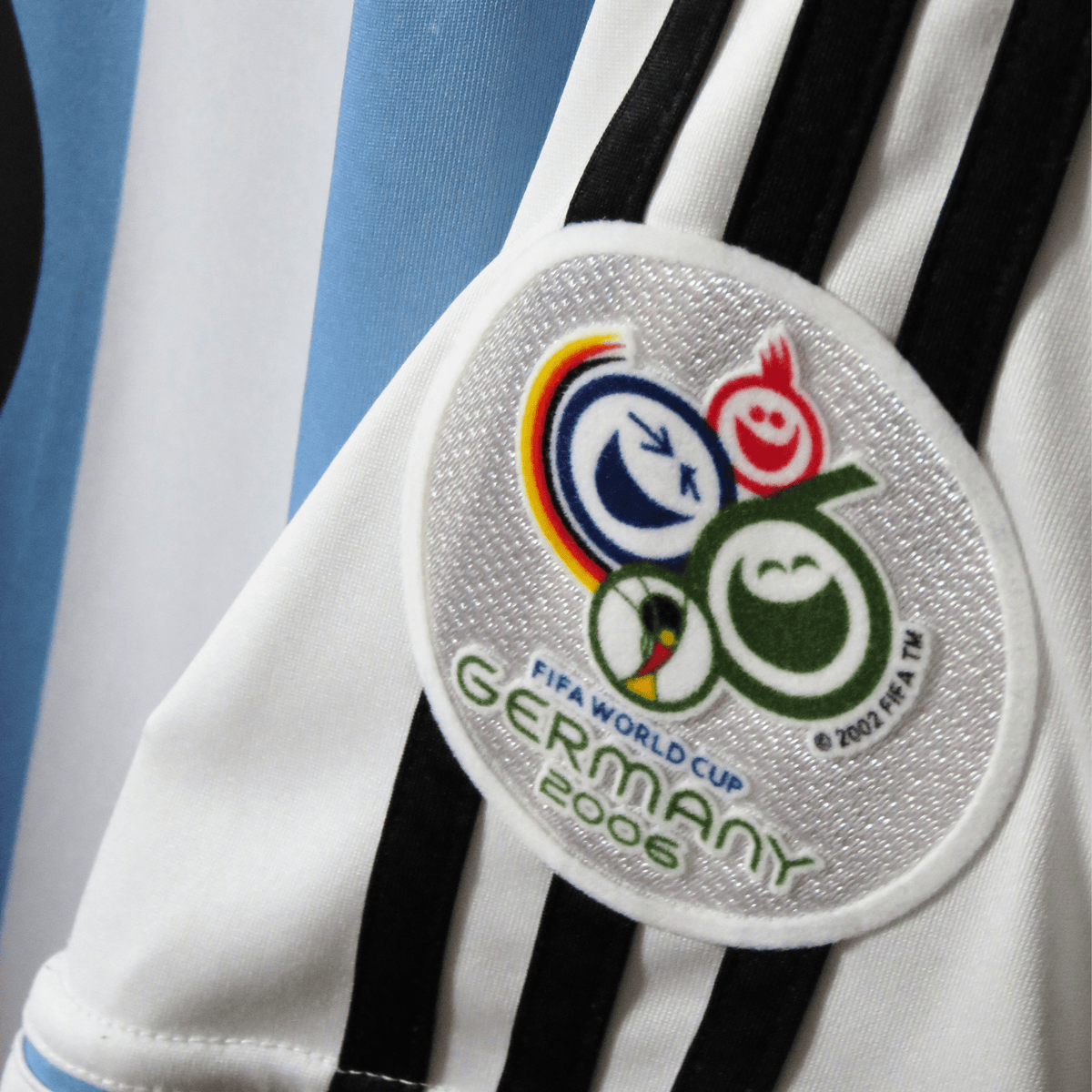 Vintage Argentina 2006-2008 Home football shirt with Crespo 9 print, size L, product code 838643 | Nostalgic Football Shirts