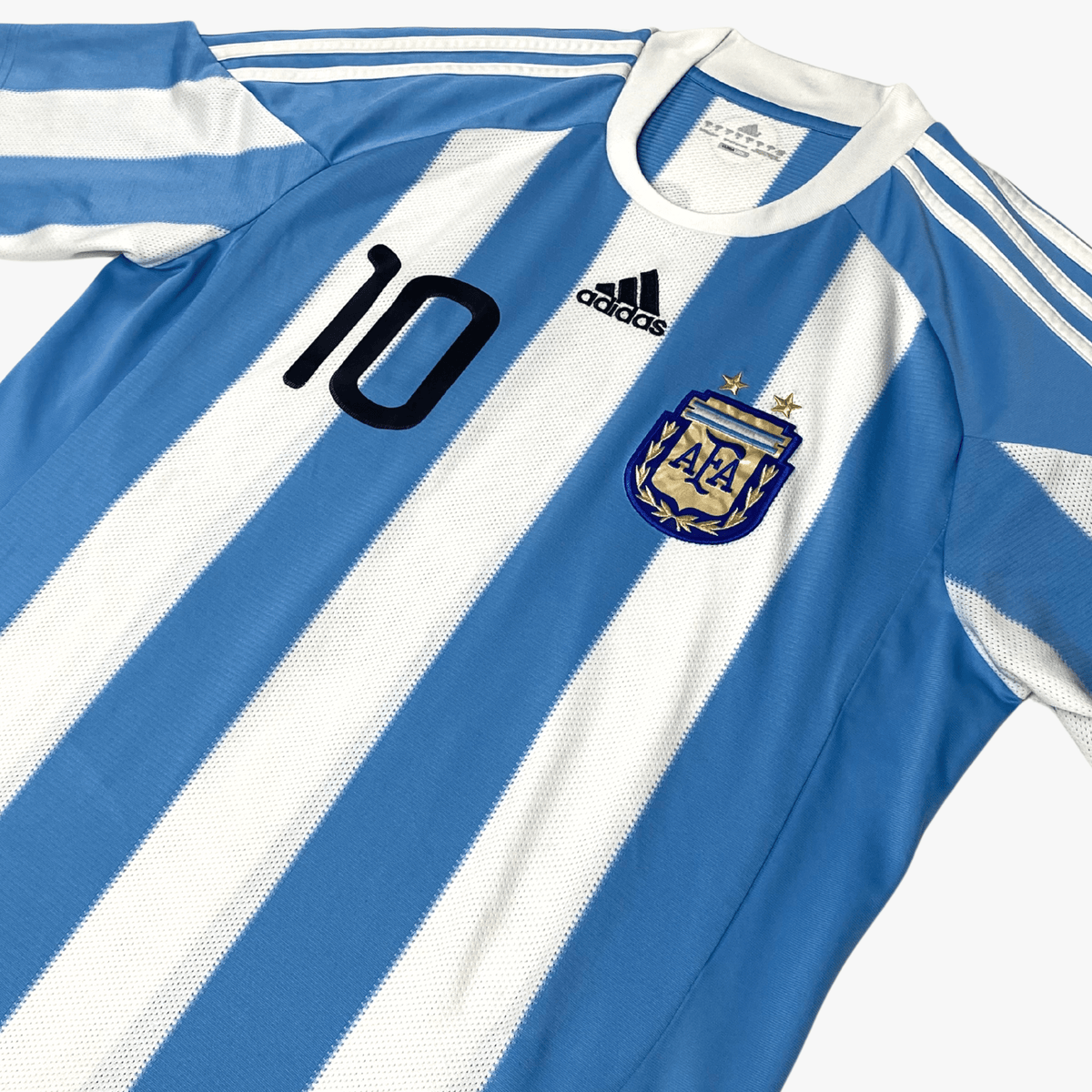 Original Argentina 2010-2011 Home football shirt, size M, Messi 10 | Nostalgic Football Shirts